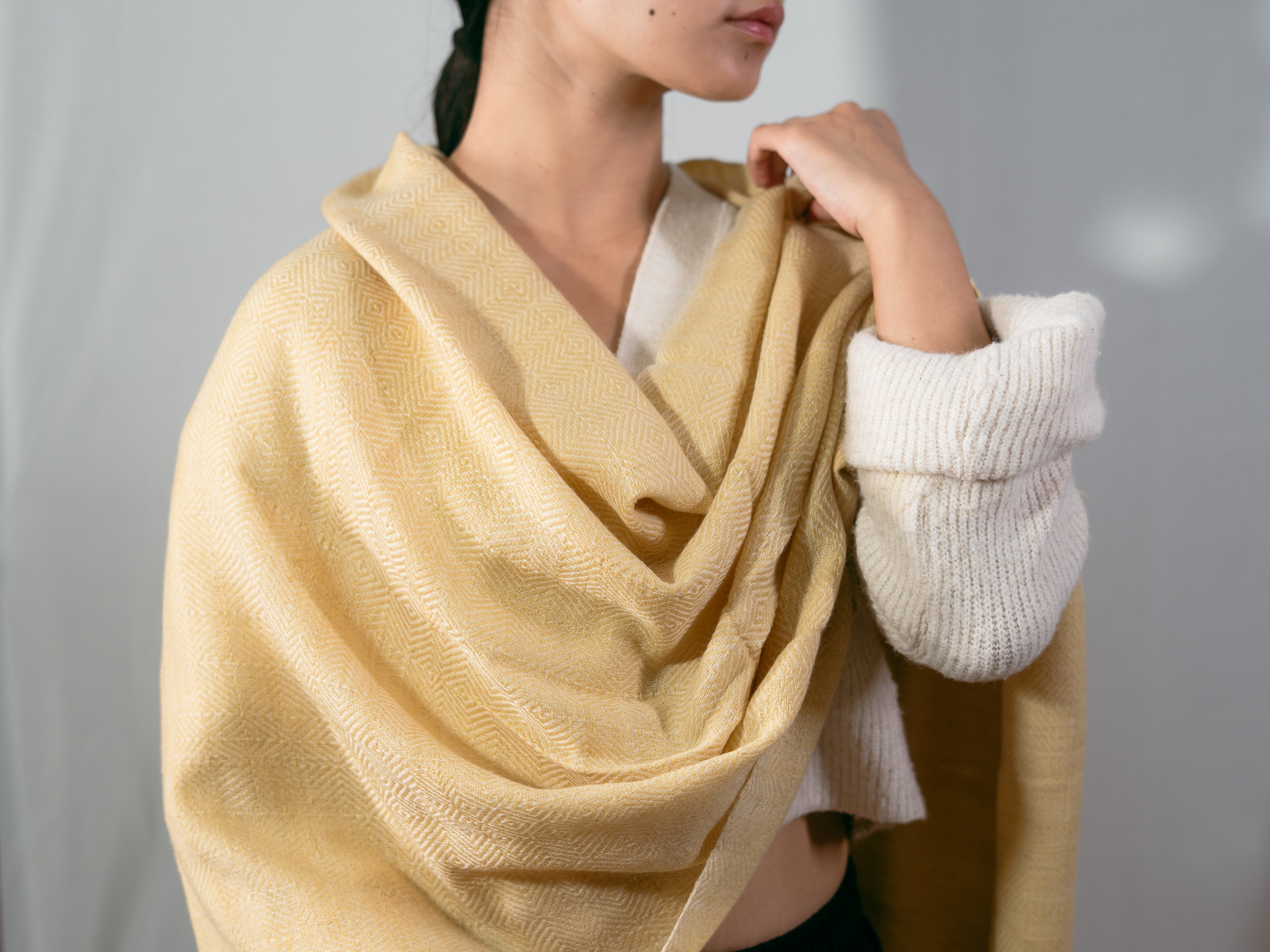 Ri bong Stole | Ribong Large Diamond