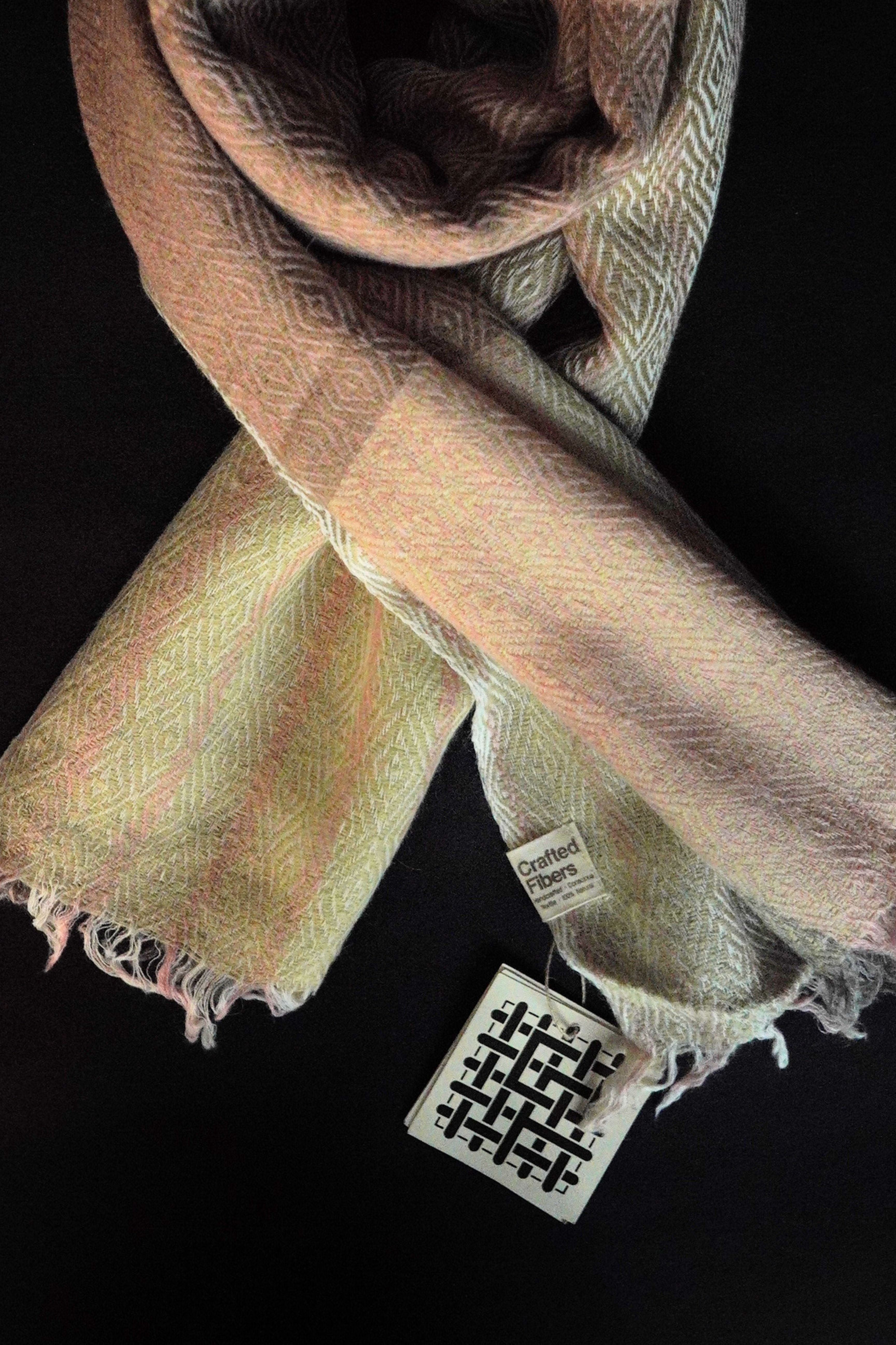 Ri Bong Small Diamond Stole