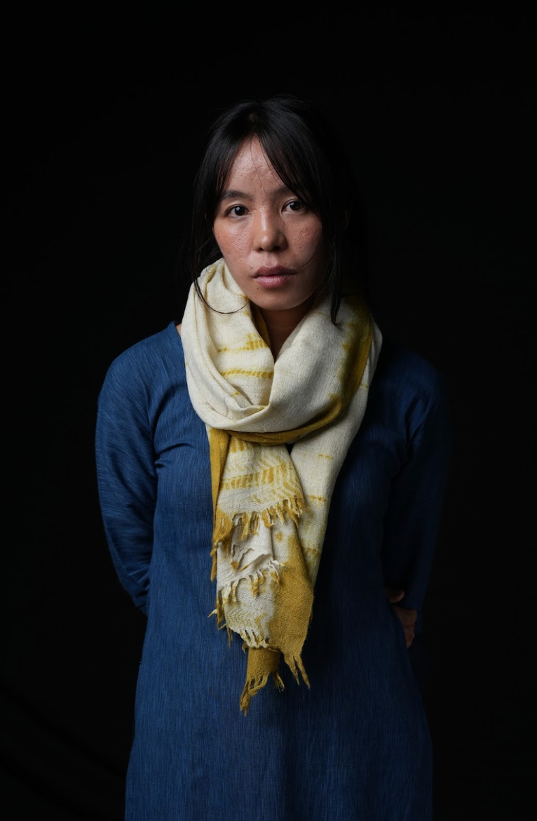 Ri Bong Tie Dyed Plain Stole (Design E) - Onion Skin (Green)