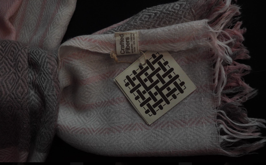 Ri Bong Small Diamond Stole - Grey