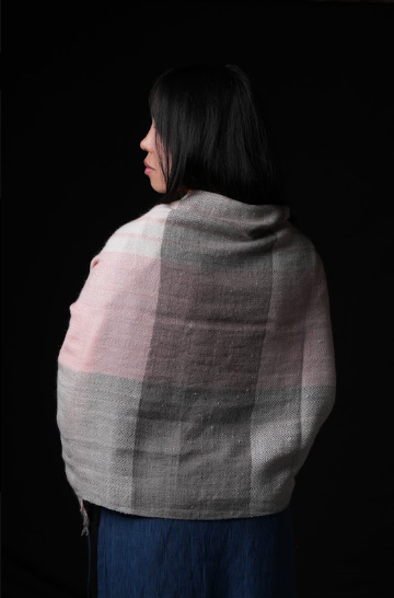 Ri Bong Small Diamond Stole - Grey