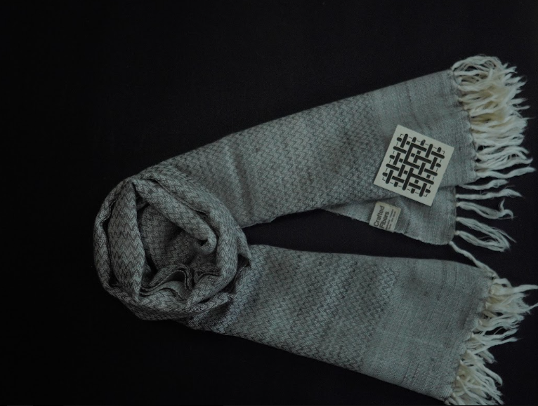 Dar Gos Chevron Plain Stole - Pomegranate Fe (Grey)
