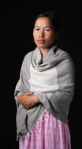 Ri Bong Checks Straight Twill Stole - Grey