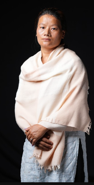 Ri Bong Checks Straight Twill Stole - Fawn