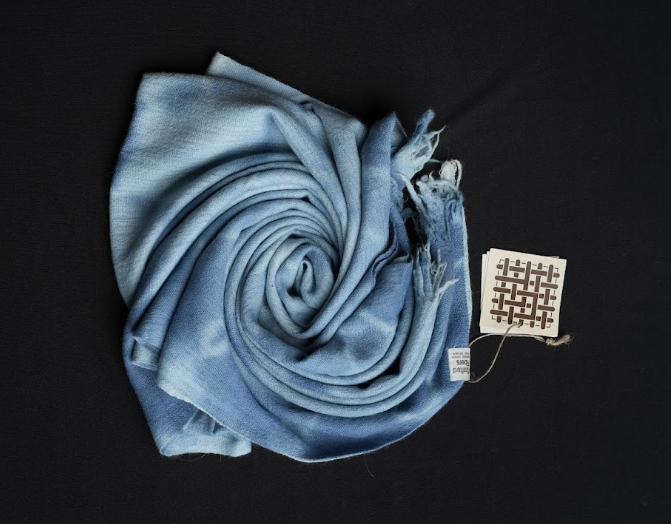 Ri Bong Tie Dyed Plain Stole (Design D) - Indigo (Blue)