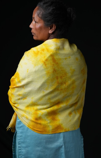 Ri Bong Tie Dyed Plain Stole (Design B) - Turmeric (Yellow)