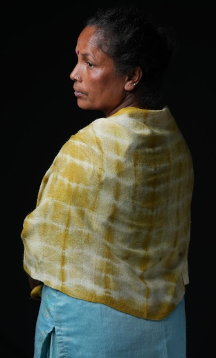 Ri Bong Tie Dyed Plain Stole (Design B) - Onion Skin (Green)