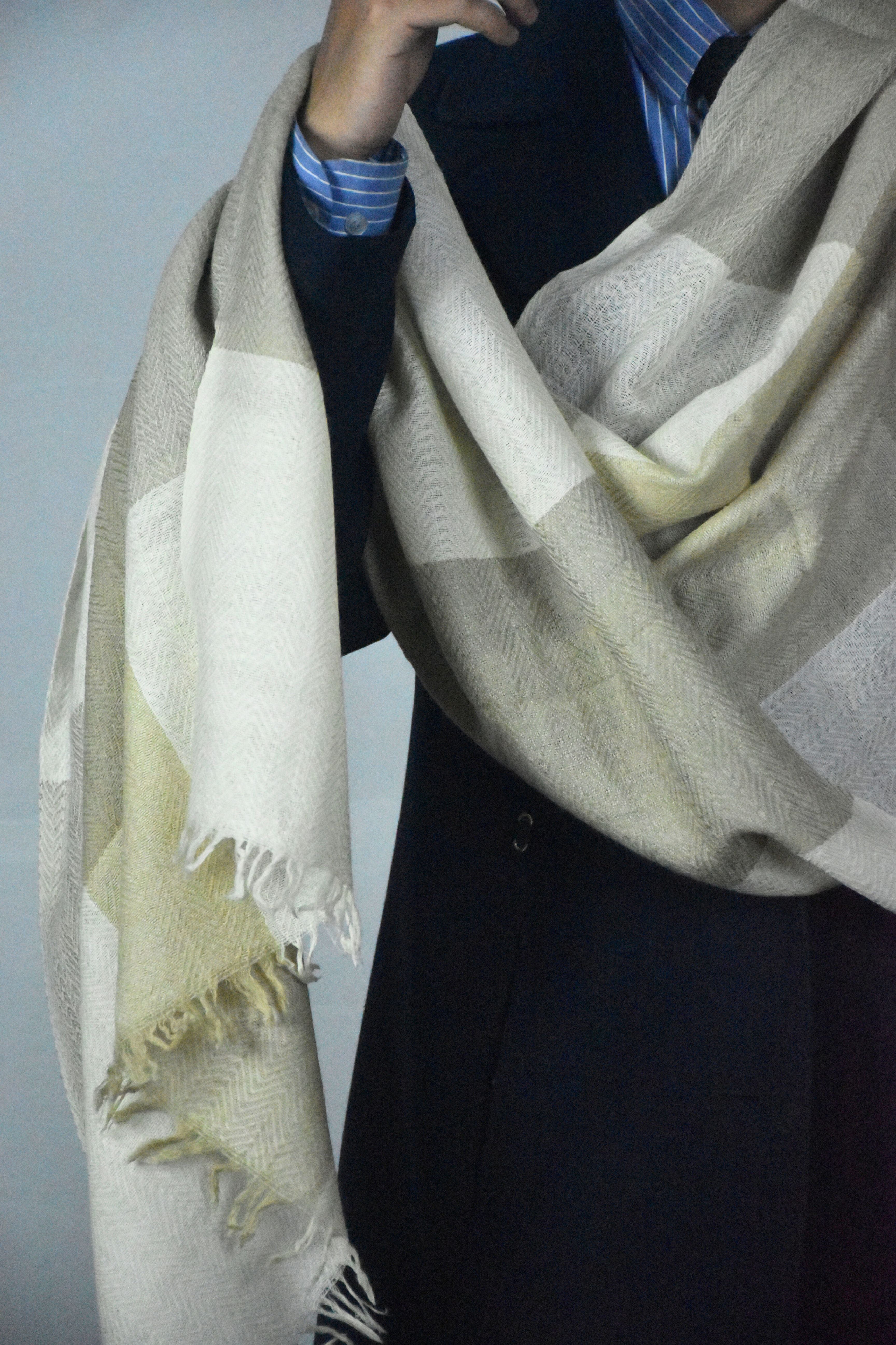 Ri Bong Double Twill Stole